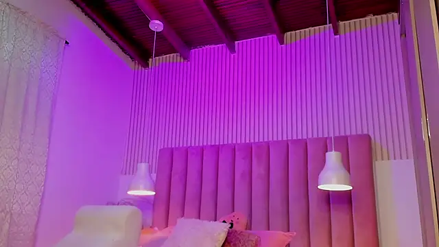ScarlettDreamss7 online show from 06/15/26, 11:56