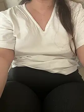 Snapshot of haskadin chatting on 01/15/26, 10:20 haskadin online show from 01/15/26, 10:20