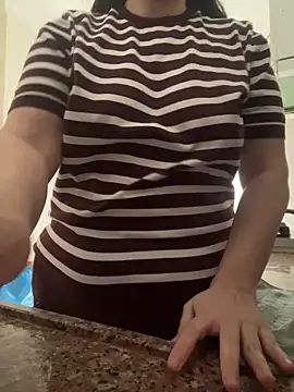 Snapshot of haskadin chatting on 02/27/26, 11:21 haskadin online show from 02/27/26, 11:21