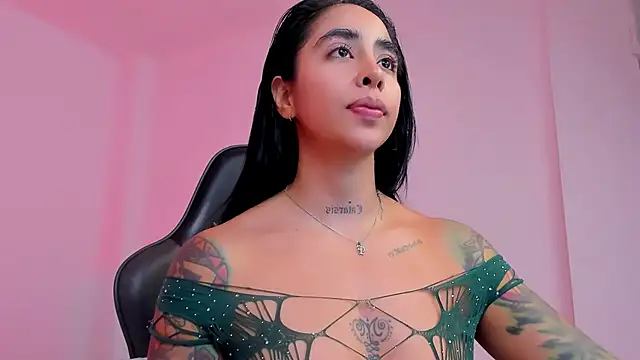 sophierooy22 online show from 11/23/25, 01:33