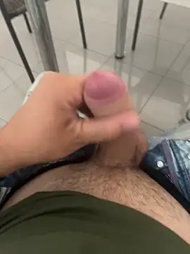 Snapshot of Greeneyes0820 chatting on 09/13/25, 10:26 Greeneyes0820 online show from 09/13/25, 10:26