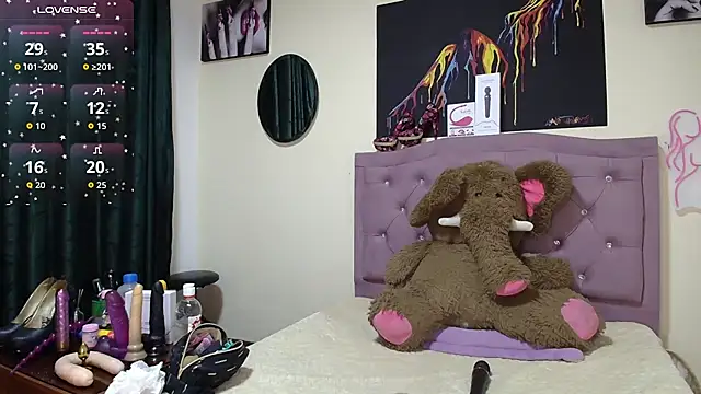 Emmie Hot online show from 11/03/25, 12:17