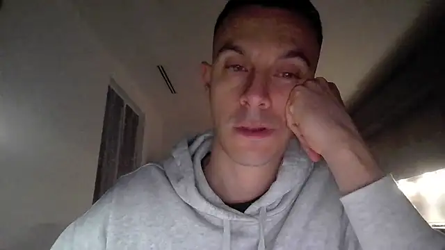 Snapshot of Masterclassyfeet chatting on 02/08/25, 01:54 Masterclassyfeet online show from 02/08/25, 01:54