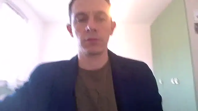 Snapshot of Masterclassyfeet chatting on 03/13/25, 09:32 Masterclassyfeet online show from 03/13/25, 09:32