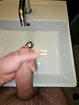 Snapshot of BigDick_97 chatting on 02/12/25, 01:16 BigDick 97 online show from 02/12/25, 01:16