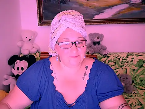 mayamayx online show from 10/11/25, 06:50