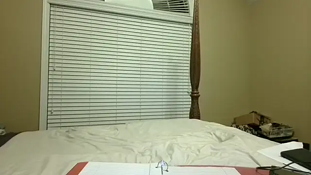 Snapshot of Soultouch1 chatting on 09/09/25, 02:44 Soultouch1 online show from 09/09/25, 02:44