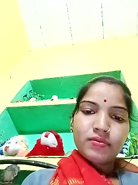 Snapshot of Bhuvi_Bedi chatting on 02/01/25, 04:56 Bhuvi Bedi online show from 02/01/25, 04:56