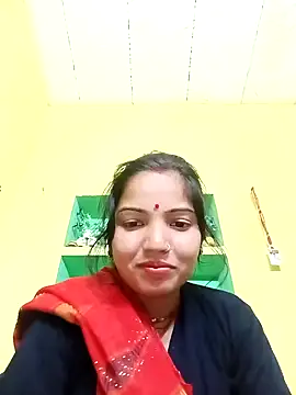 Snapshot of Bhuvi_Bedi chatting on 02/07/25, 01:53 Bhuvi Bedi online show from 02/07/25, 01:53
