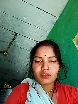 Snapshot of Bhuvi_Bedi chatting on 02/08/25, 09:24 Bhuvi Bedi online show from 02/08/25, 09:24