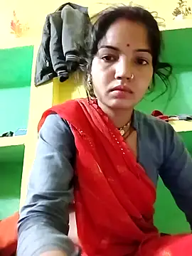 Snapshot of Bhuvi_Bedi chatting on 02/09/25, 10:43 Bhuvi Bedi online show from 02/09/25, 10:43