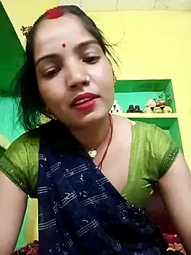 Snapshot of Bhuvi_Bedi chatting on 02/24/25, 05:22 Bhuvi Bedi online show from 02/24/25, 05:22