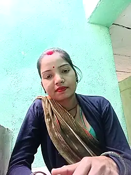 Snapshot of Bhuvi_Bedi chatting on 03/03/25, 05:09 Bhuvi Bedi online show from 03/03/25, 05:09