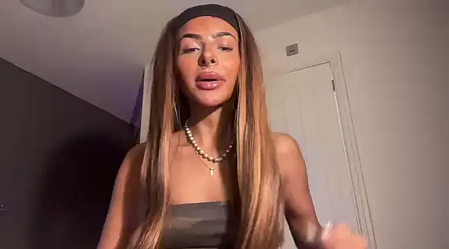 Snapshot of AngelFaye chatting on 03/01/25, 04:15 AngelFaye online show from 03/01/25, 04:15