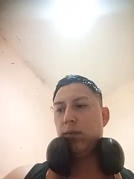 LuisMex1998 online show from 07/12/26, 12:07