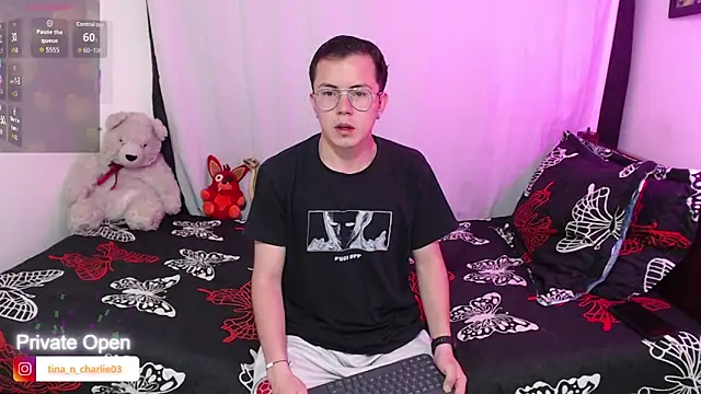 Tina 4 Charlie online show from 09/24/25, 10:40