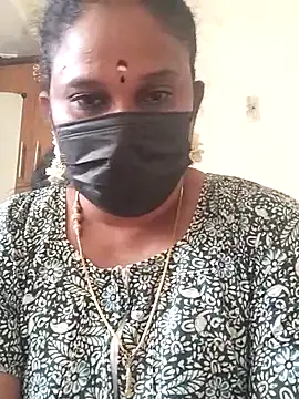 Snapshot of Tamil_Aathira chatting on 02/19/25, 11:49 Tamil Aathira online show from 02/19/25, 11:49