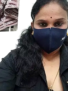 Snapshot of Tamil_Aathira chatting on 03/15/25, 06:54 Tamil Aathira online show from 03/15/25, 06:54