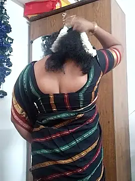 Snapshot of Tamil_Aathira chatting on 09/14/25, 06:34 Tamil Aathira online show from 09/14/25, 06:34