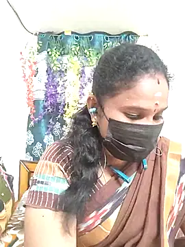 Snapshot of Tamil_Aathira chatting on 09/22/25, 05:04 Tamil Aathira online show from 09/22/25, 05:04