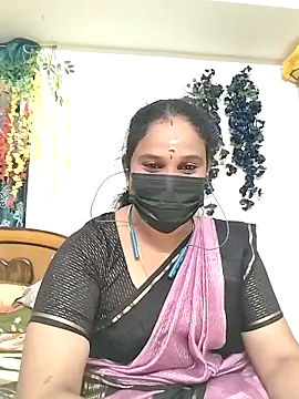 Snapshot of Tamil_Aathira chatting on 09/28/25, 04:45 Tamil Aathira online show from 09/28/25, 04:45