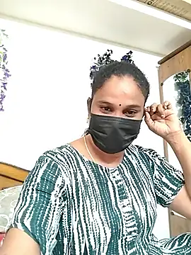 Snapshot of Tamil_Aathira chatting on 11/02/25, 02:30 Tamil Aathira online show from 11/02/25, 02:30