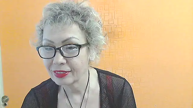 NessyJenixs online show from 03/31/26, 06:47