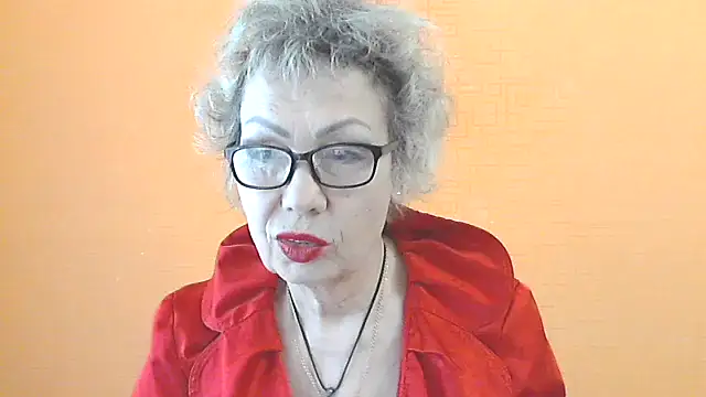 NessyJenixs online show from 05/05/26, 07:05
