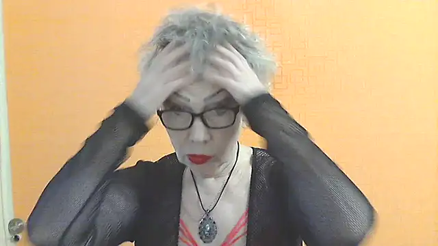 NessyJenixs online show from 05/13/26, 01:30