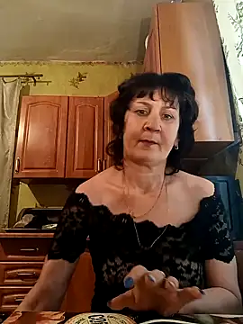 Snapshot of Laura_Kiss chatting on 01/22/25, 07:46 Laura Kiss online show from 01/22/25, 07:46