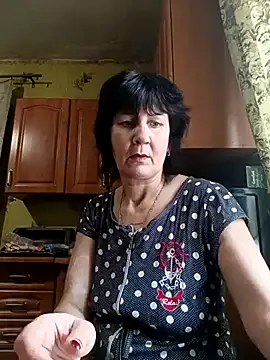 Snapshot of Laura_Kiss chatting on 03/11/25, 08:52 Laura Kiss online show from 03/11/25, 08:52