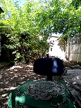 Laura Kiss online show from 06/23/26, 10:24