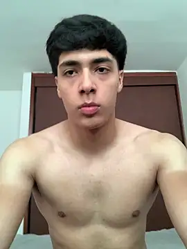 Snapshot of max_ryderr chatting on 01/28/25, 03:04 max ryderr online show from 01/28/25, 03:04