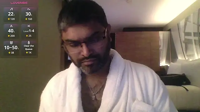 Snapshot of IndienTiger chatting on 09/16/25, 07:04 IndienTiger online show from 09/16/25, 07:04
