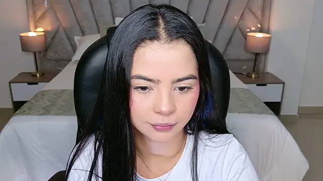 Layla Breezee online show from 06/26/26, 11:25