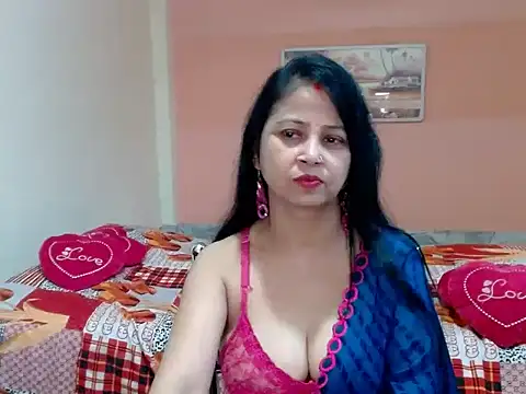 Snapshot of Valentin_Nappi chatting on 10/15/25, 04:12 Valentin Nappi online show from 10/15/25, 04:12