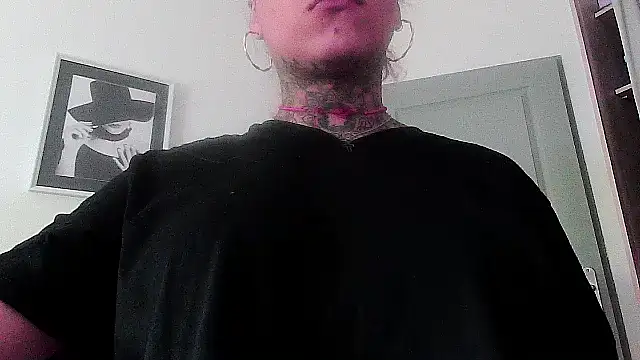 serena  vedette online show from 09/30/25, 08:52