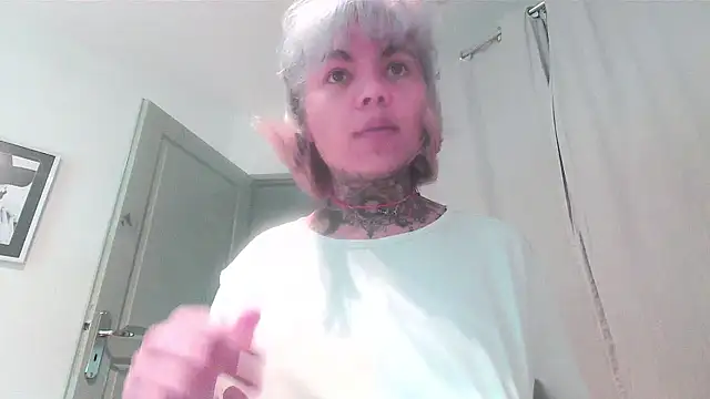 serena  vedette online show from 10/06/25, 01:19