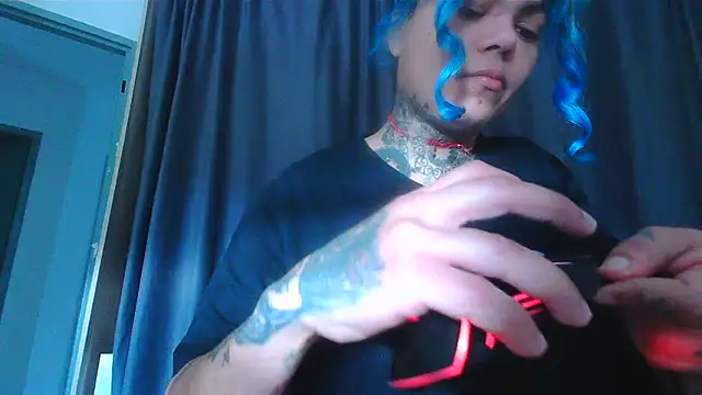 serena  vedette online show from 11/26/25, 10:38