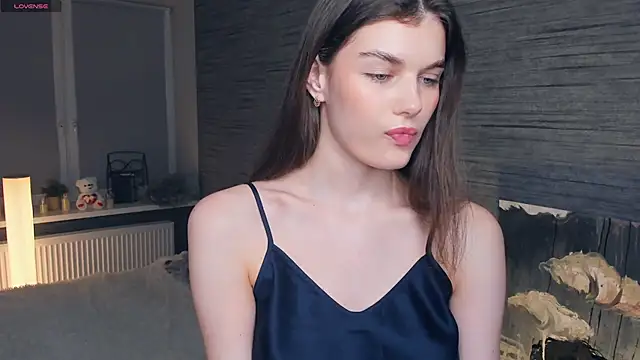 FloraDobb online show from 03/15/25, 12:04