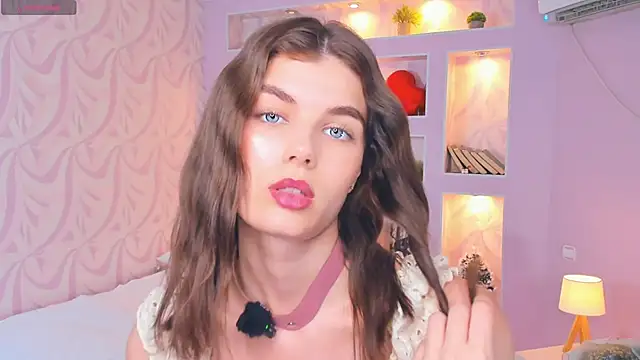 FloraDobb online show from 05/03/26, 07:14