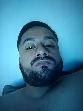 Snapshot of Ant1990 chatting on 03/12/26, 03:34 Ant1990 online show from 03/12/26, 03:34