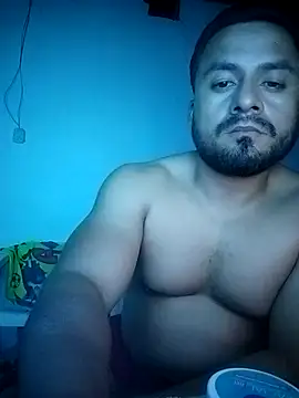 Snapshot of Ant1990 chatting on 05/13/26, 03:48 Ant1990 online show from 05/13/26, 03:48