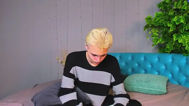 DemianEnglen online show from 02/03/25, 02:47