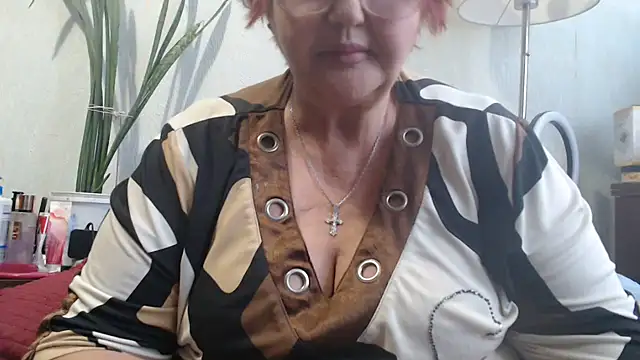 DeniseeRosea online show from 10/16/25, 11:00