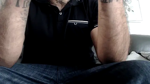 Snapshot of Str8_Soldier chatting on 02/17/25, 04:37 Str8 Soldier online show from 02/17/25, 04:37