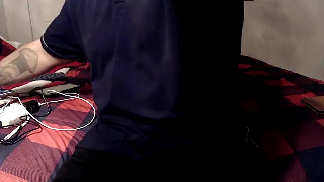 Snapshot of Str8_Soldier chatting on 02/23/25, 09:33 Str8 Soldier online show from 02/23/25, 09:33