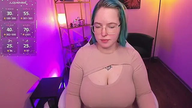 Manic pixie  online show from 06/14/26, 03:25