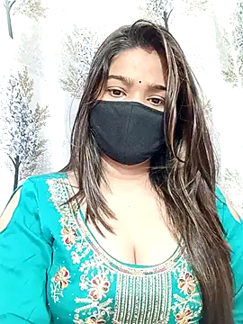 Simran-001 online show from 07/08/26, 12:42