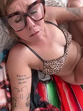 I am babydoll online show from 11/25/25, 03:56